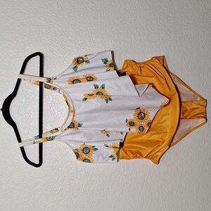 NEW 2 piece Sunflower High Waisted Swimsuit 1X XL 14 bikini Yellow and White